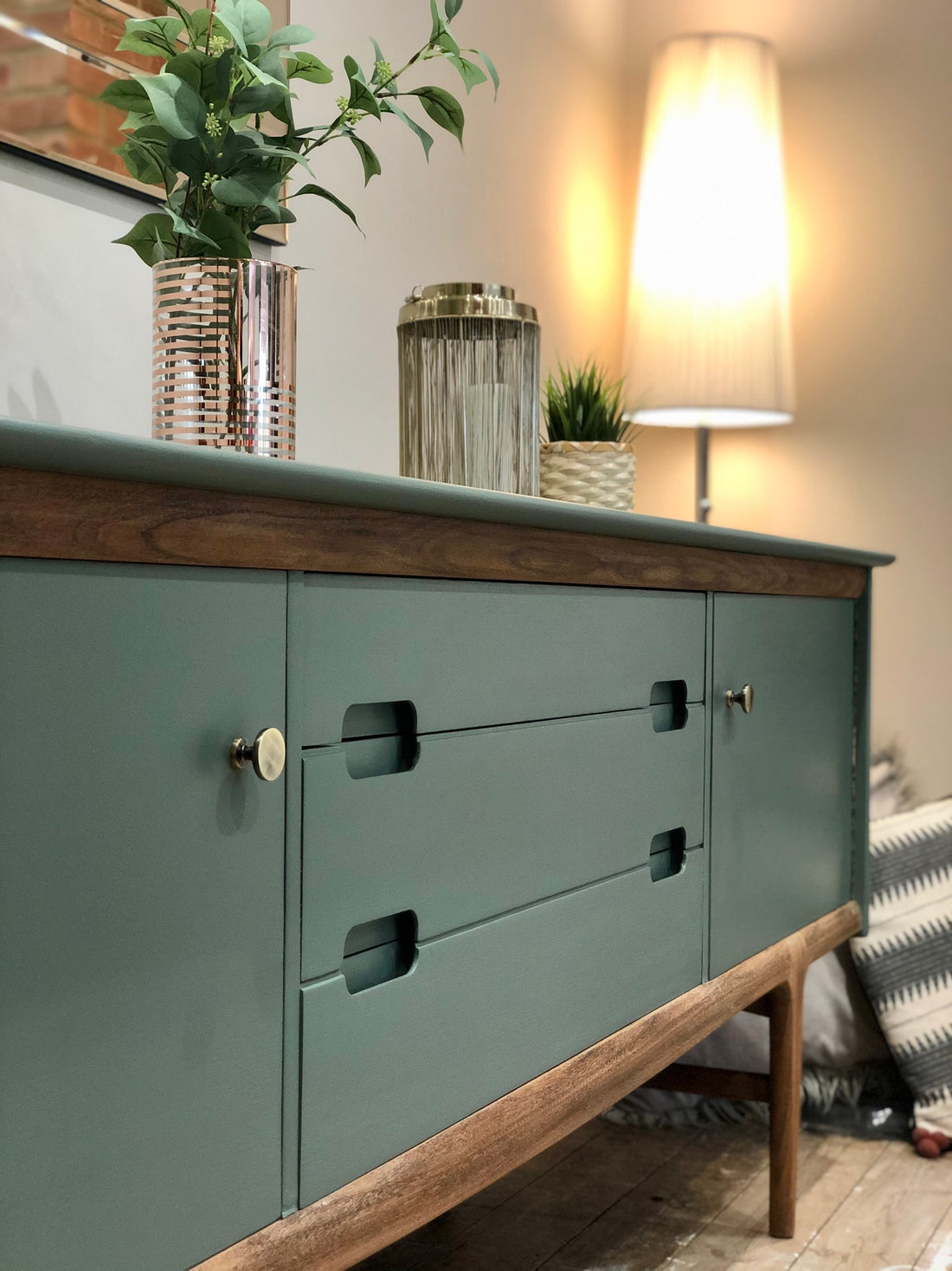 Midnight Blue Fusion Mineral Paint Dresser Makeover